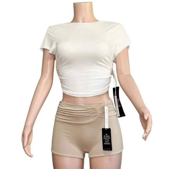 ARE YOU AM I Calla Shorts, Nude, Small